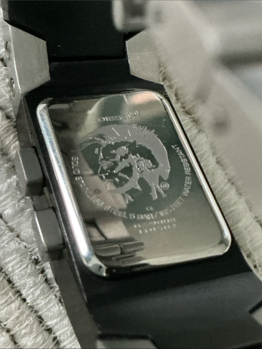 Vintage Diesel DZ9008 reto style digital timepiece.